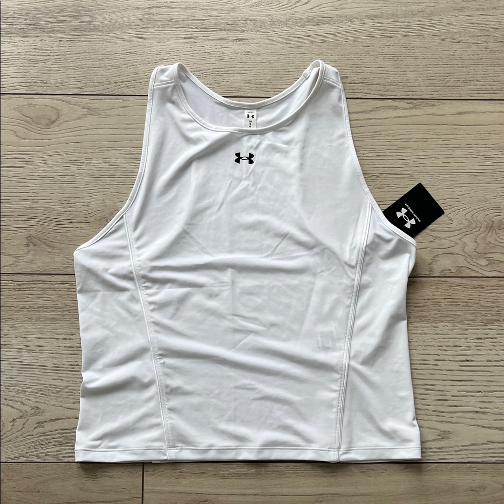Under armour white tank top woman size L new fitted
